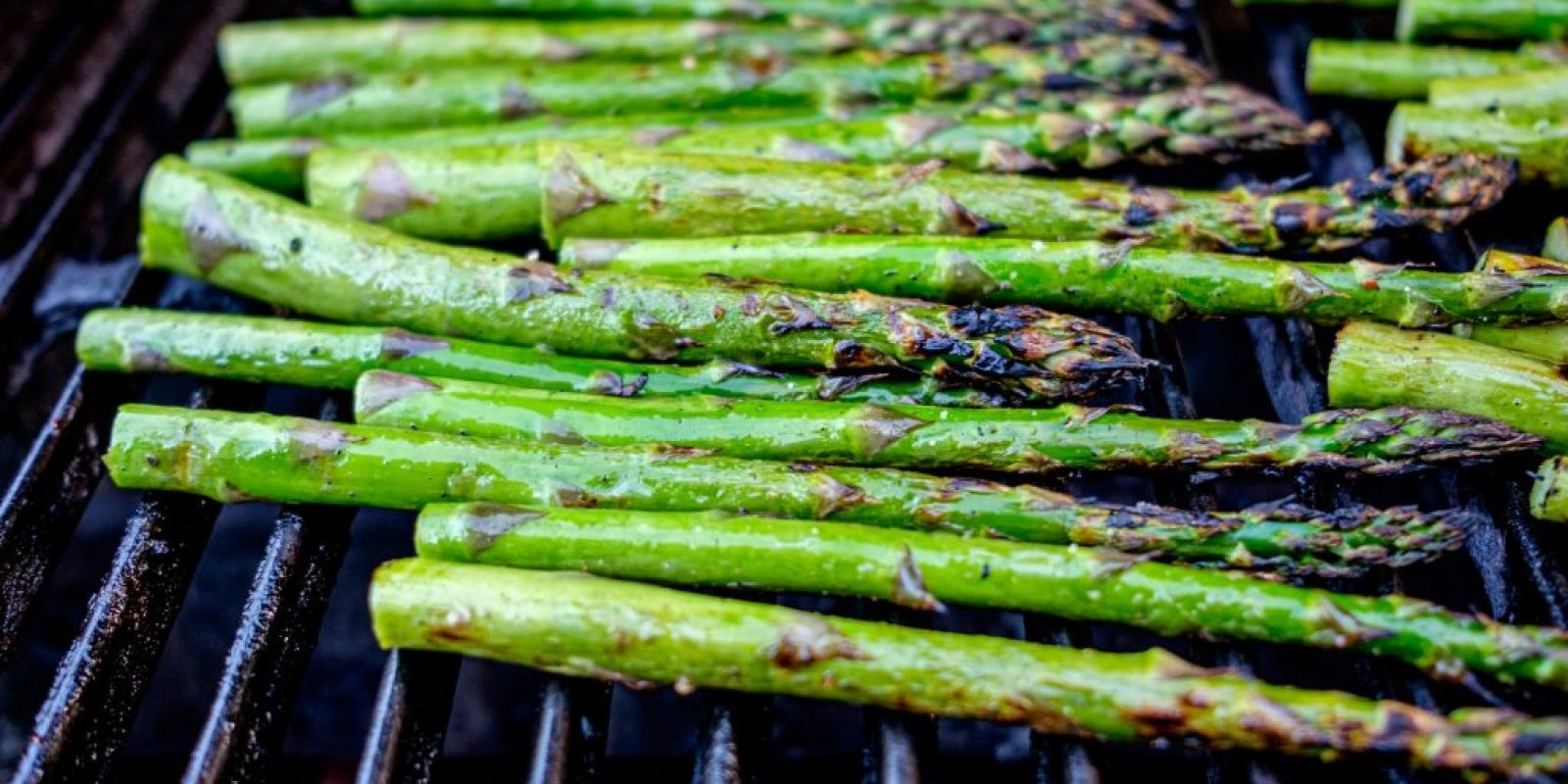 Kann Spargel roh gegrillt werden