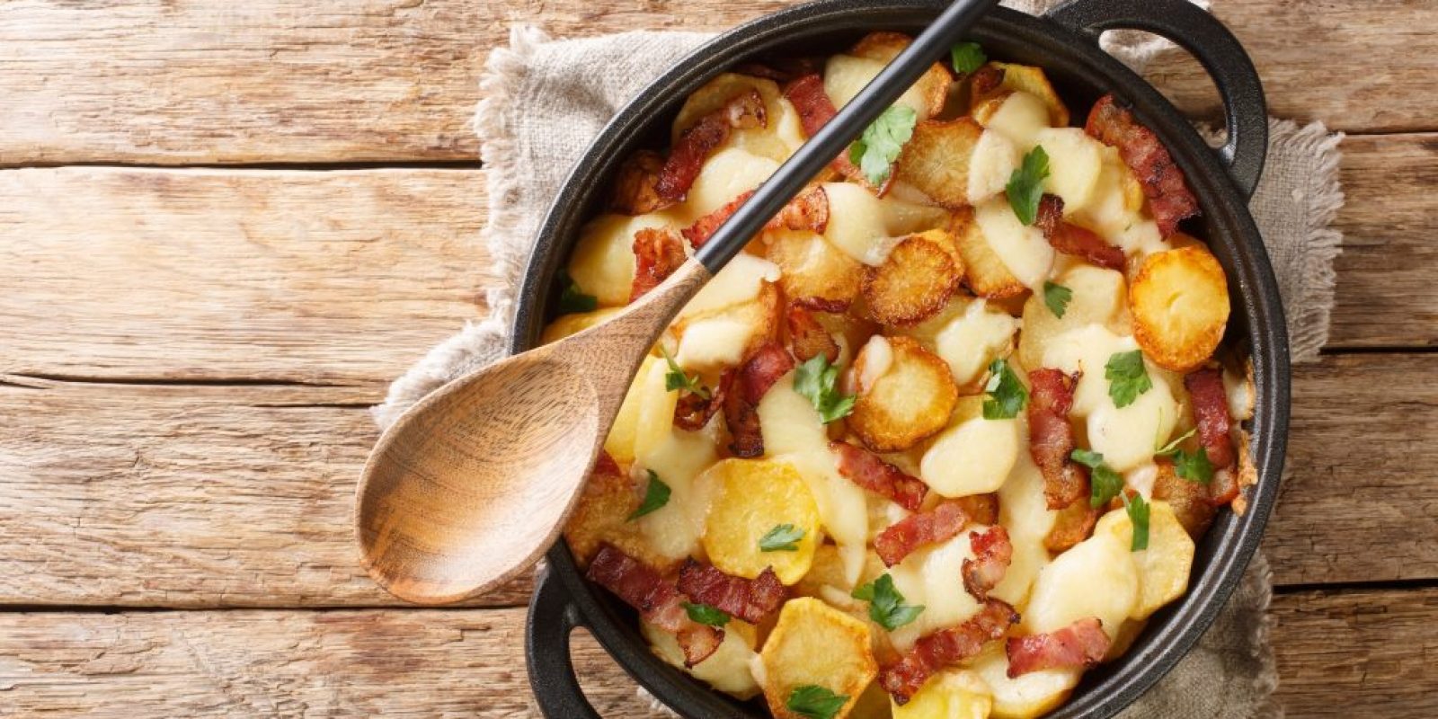 Was passt zu Birnen-Speck-Kuchen