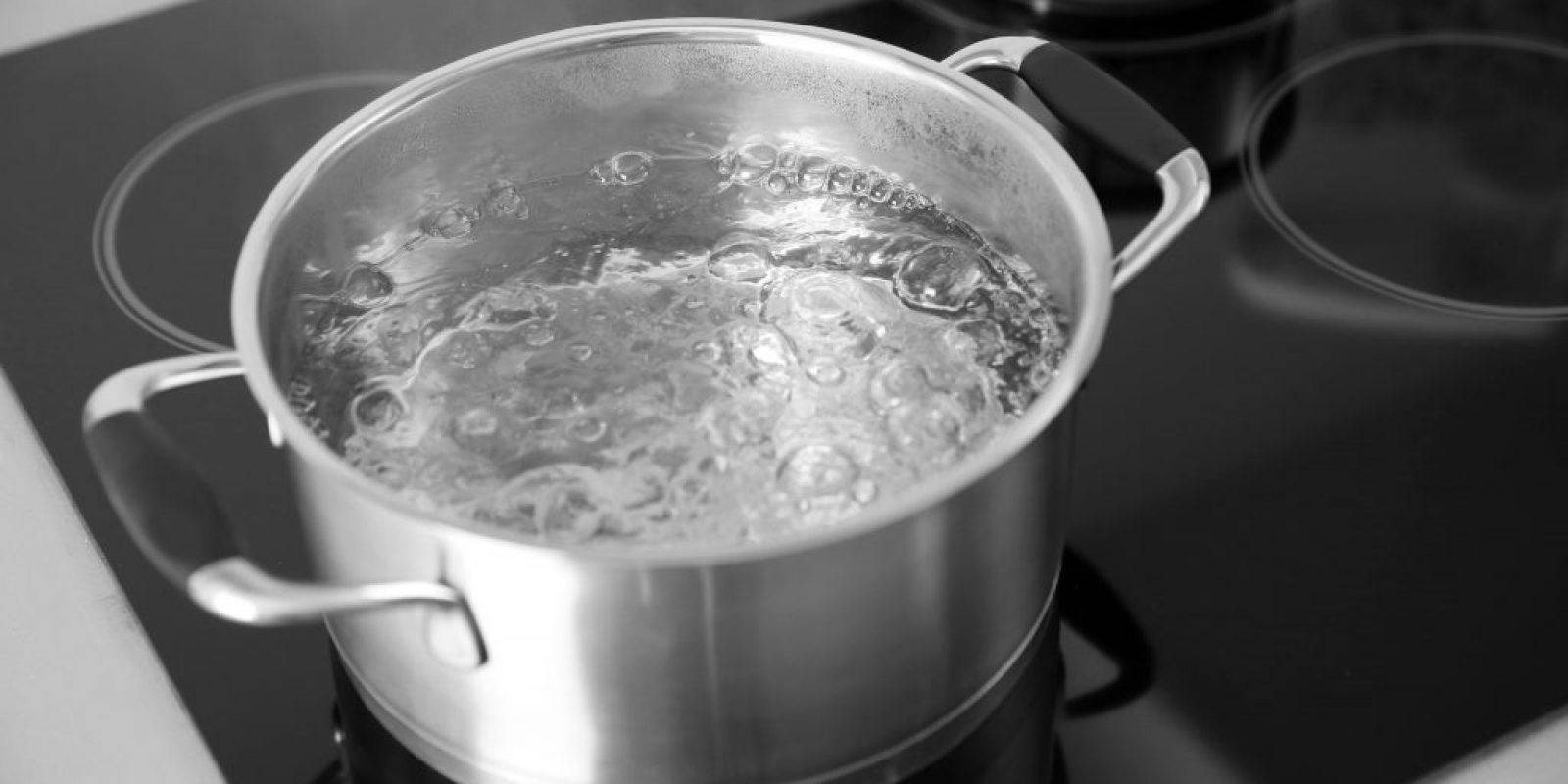 Wasser durch einfaches Schütteln zum Kochen bringen