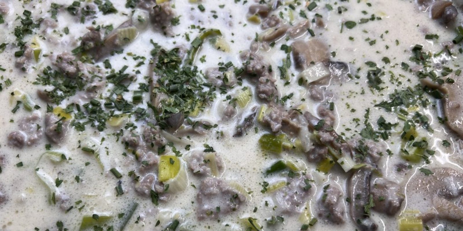 Käse Lauch Suppe mit Hackfleisch