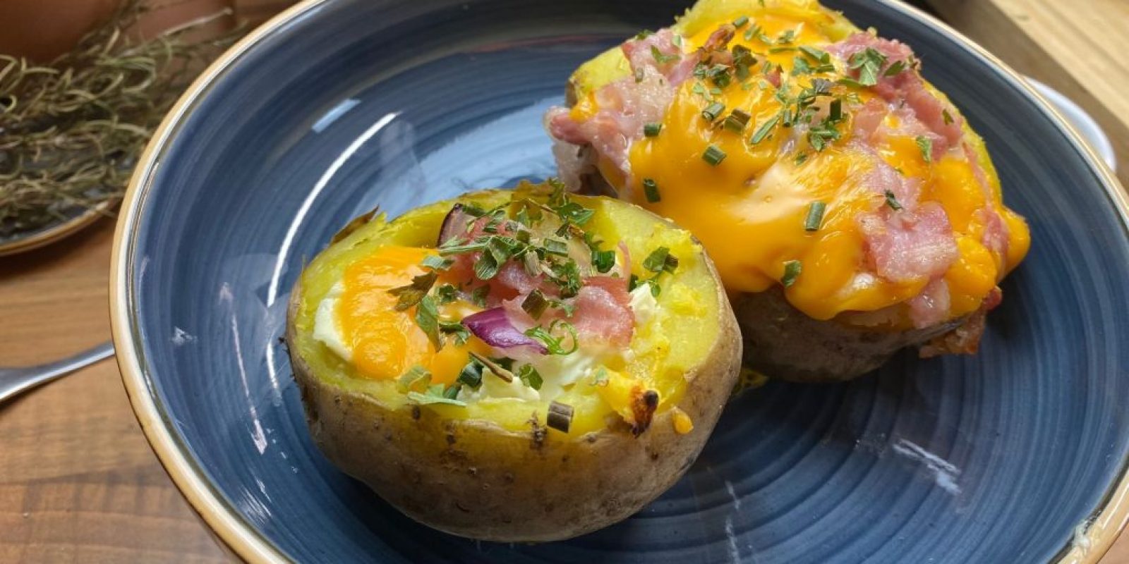 Überbackene Kartoffel