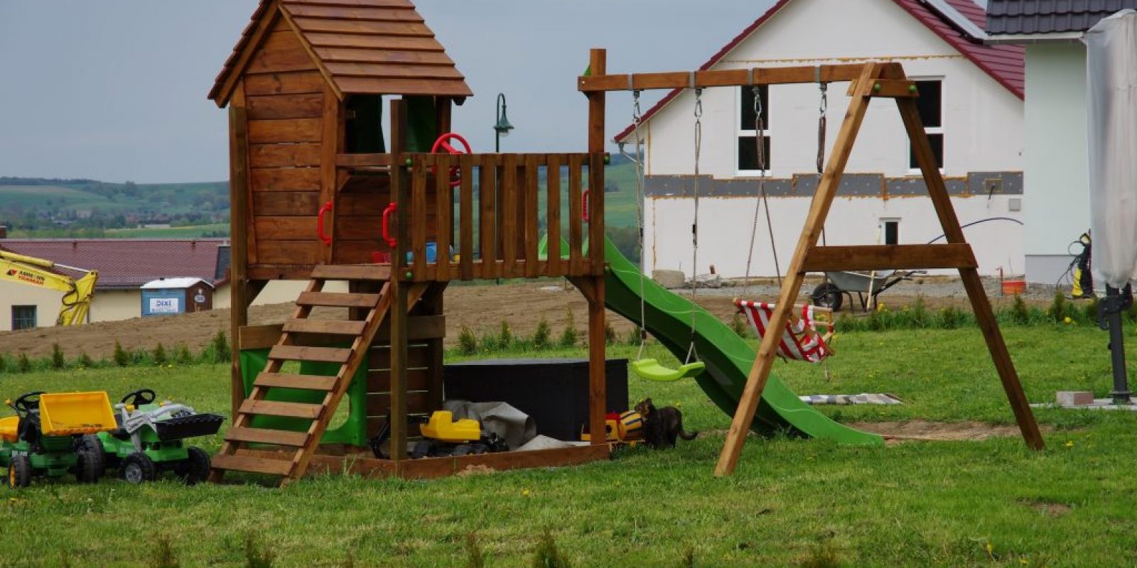 Spielgeräte im Garten