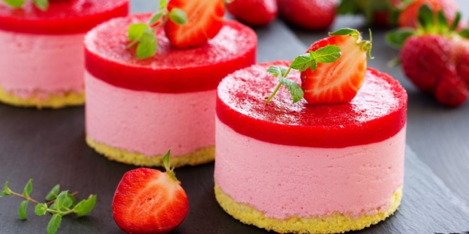 Sommer Desserts mit frischen Früchten