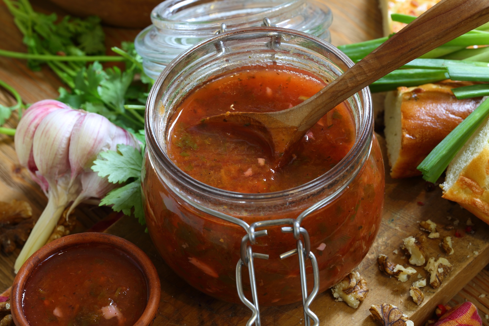Georgische Tkemali-Sauce Georgische Tkemali-Sauce