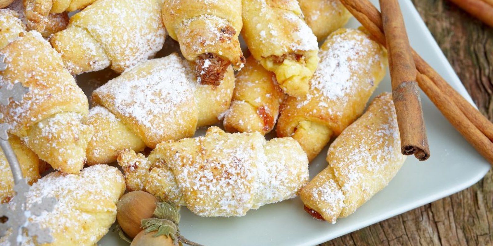 Haselnuss-Frischkäse-Hörnchen