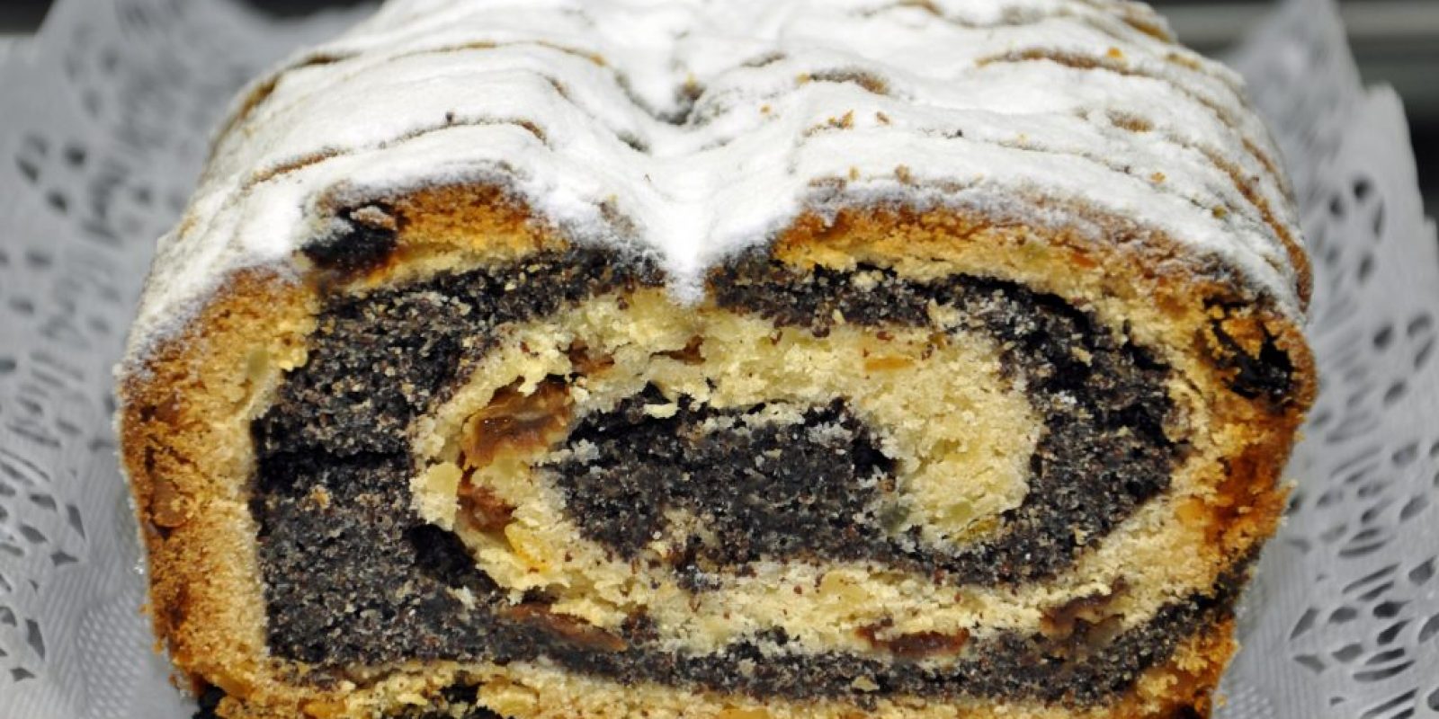 Mohnstollen schön saftig