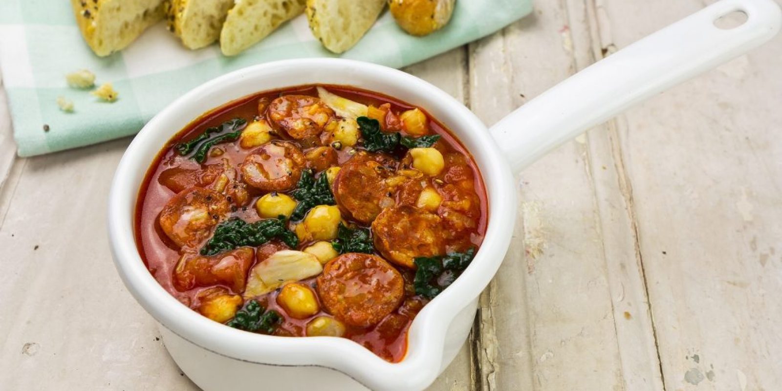 Chorizo-Grünkohl-Kichererbsensuppe