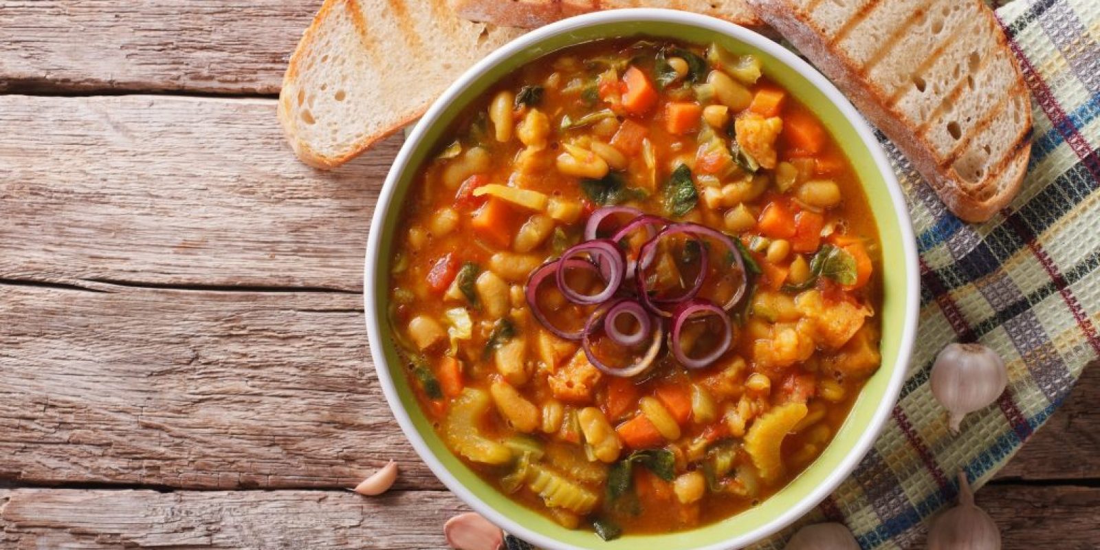 Italienische Ribollita-Gemüsesuppe