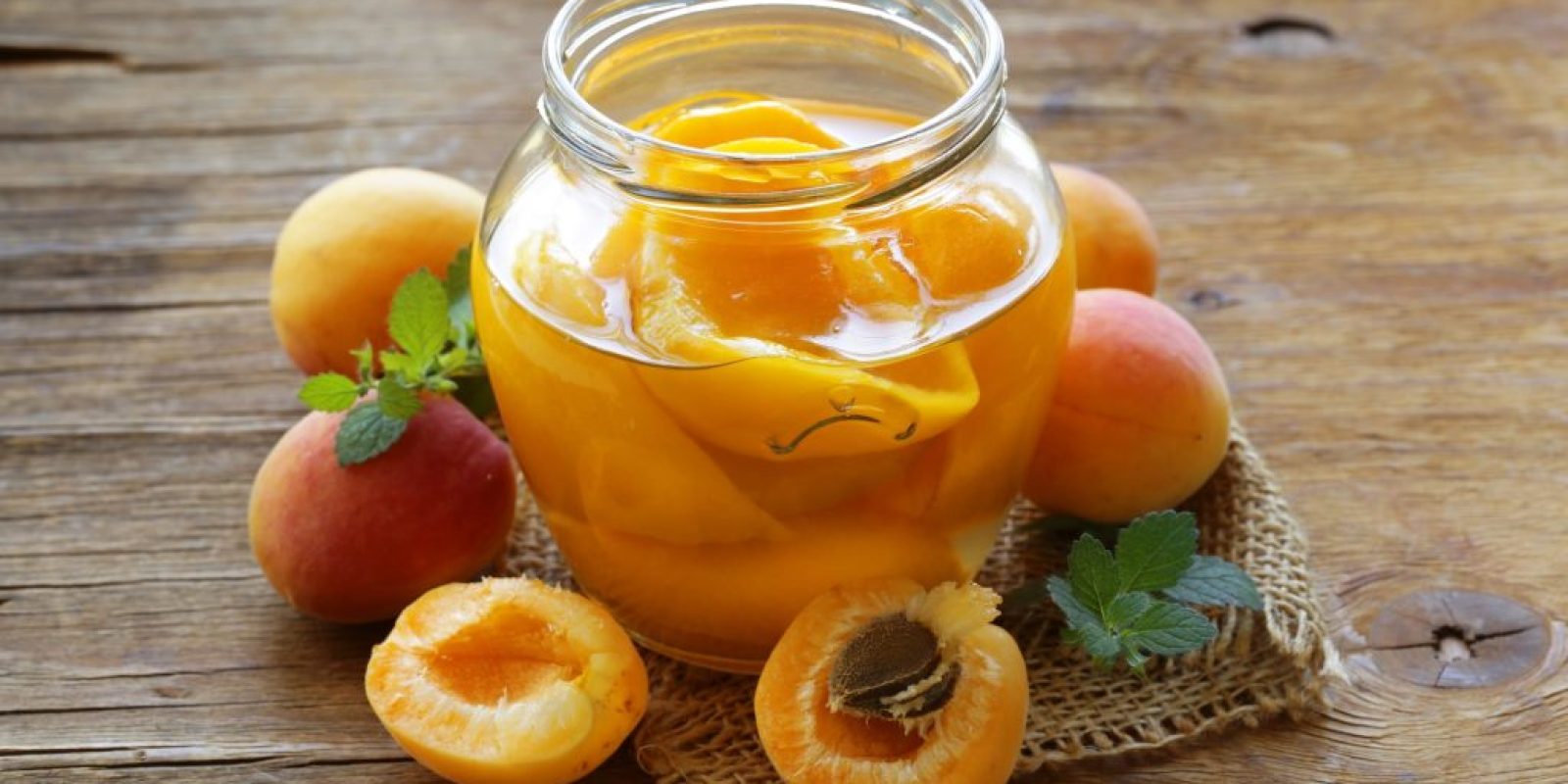 Pfirsichsirup selbstgemacht