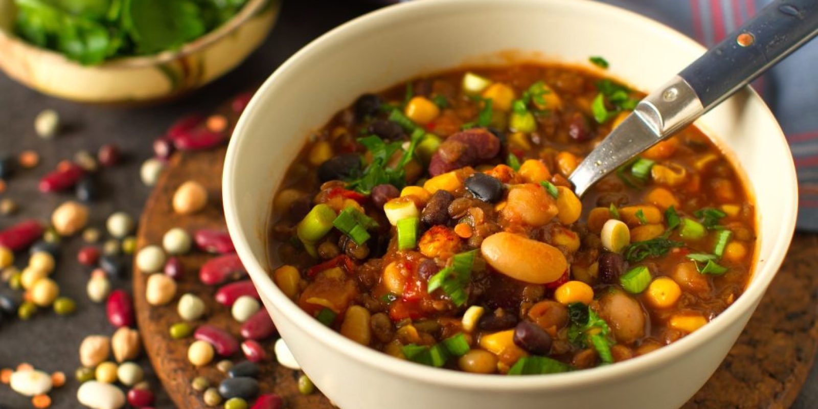 Suppen & Eintöpfe für die Seele: Klassiker neu gedacht