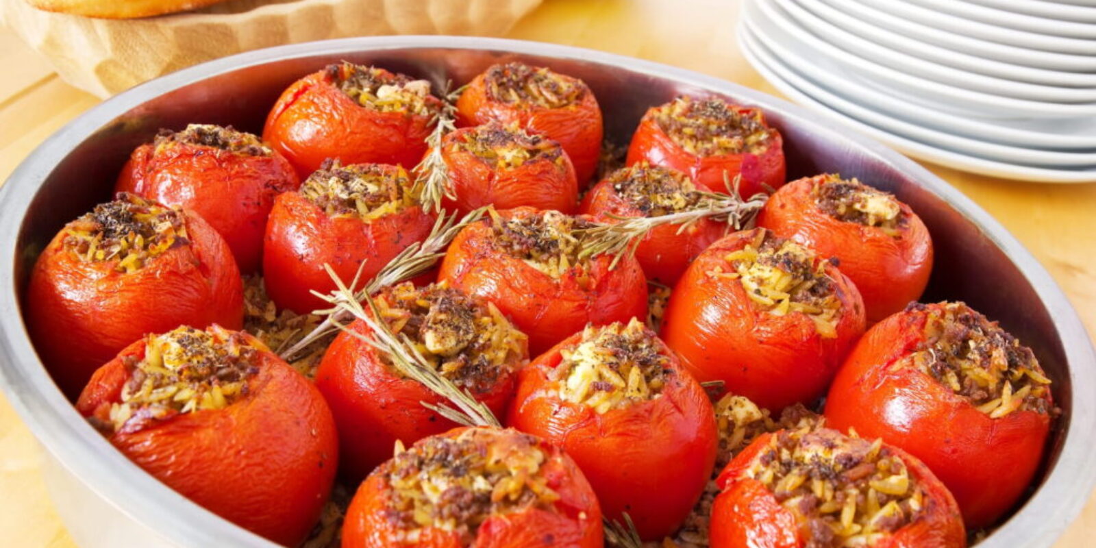 Gefüllte Tomaten mit Hackfleisch oder Reis