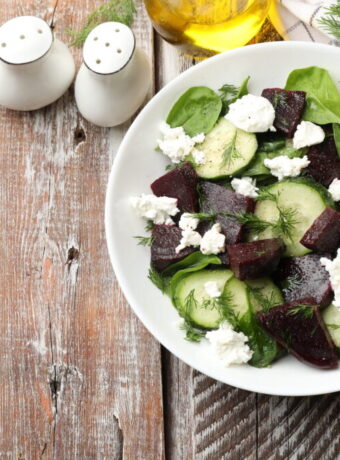 Rote Bete Salat mit Gurken, Feta und Dill Rezept