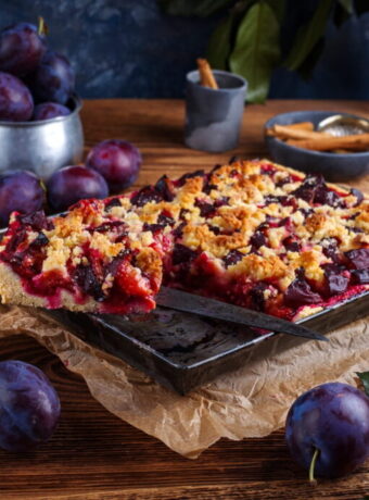 Zwetschgenkuchen vom Blech wie bei Oma